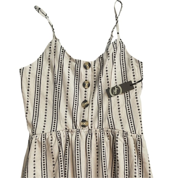 Liberty Love Button-Front Jumpsuit - Picture 3 of 5